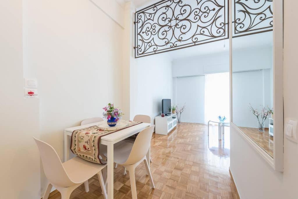 New! Bright & Remodeled 1Bed Apt 2Min Walk To Acropolis Αθήνα Εξωτερικό φωτογραφία